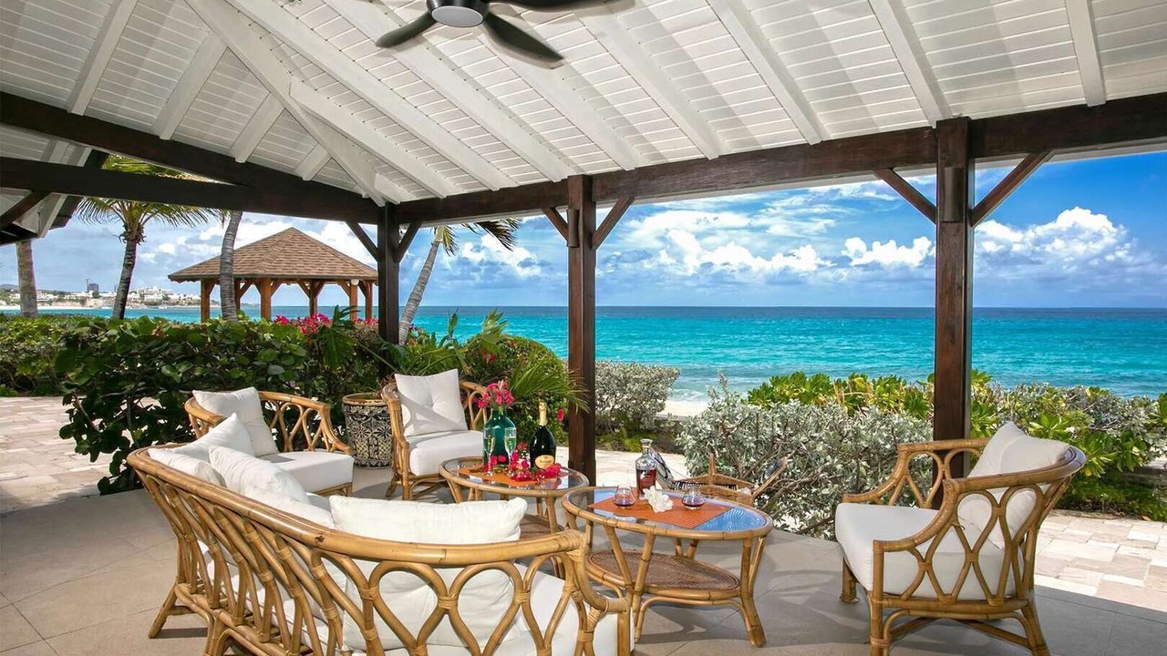 Photo of Patio Balcony in Plum Bay