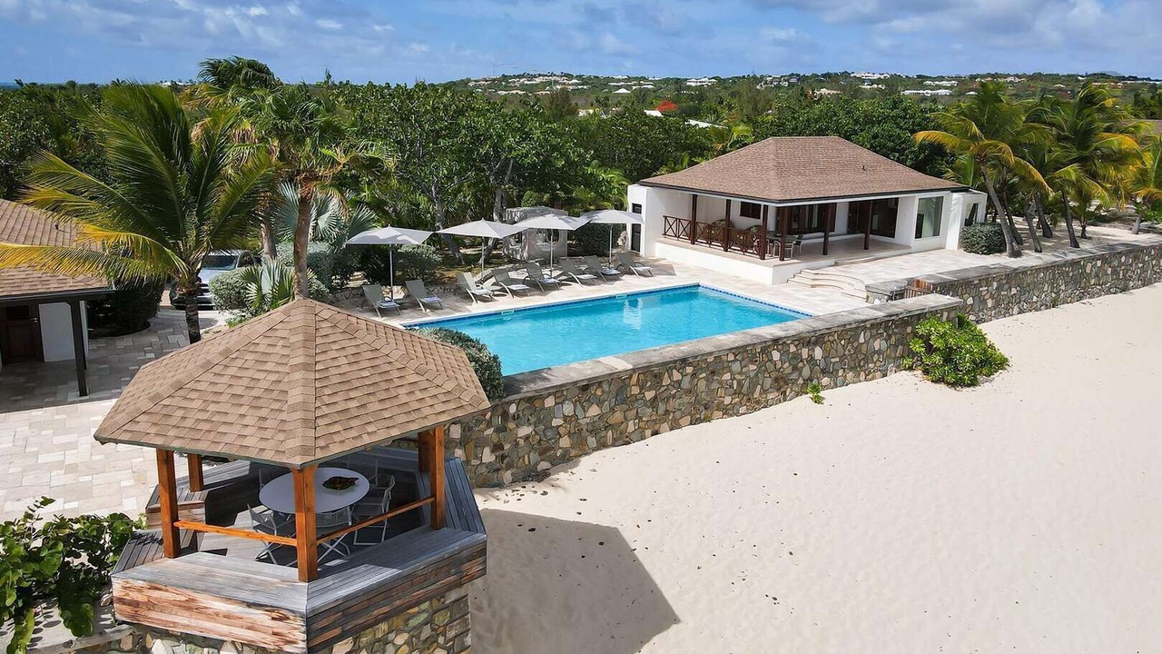 Photo of Outdoor in Plum Bay