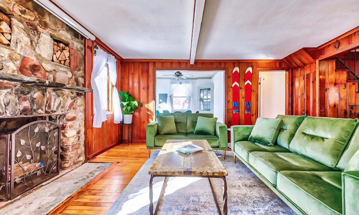 Photo of Bedroom in Coventry Lake