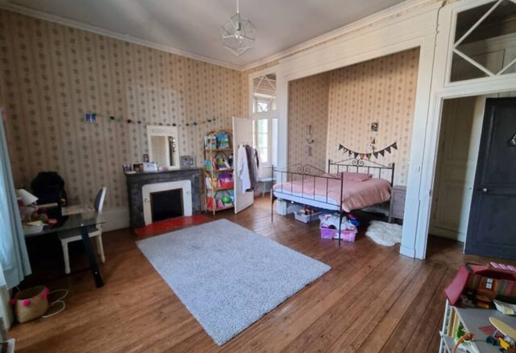 Photo of Bedroom in Laval