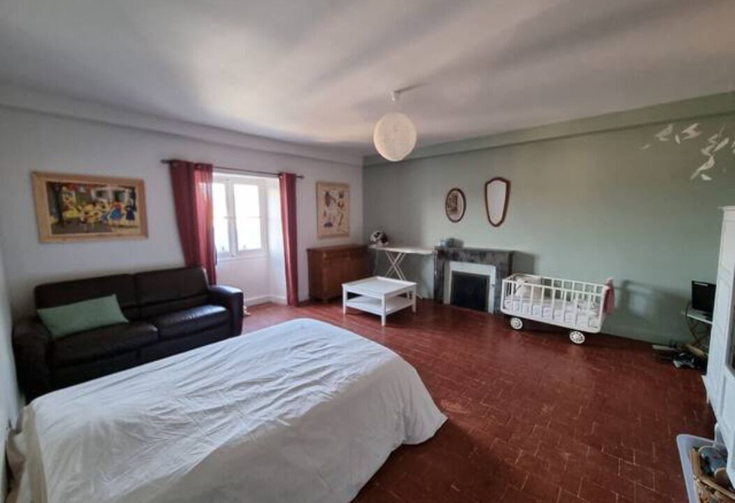 Photo of Bedroom in Laval