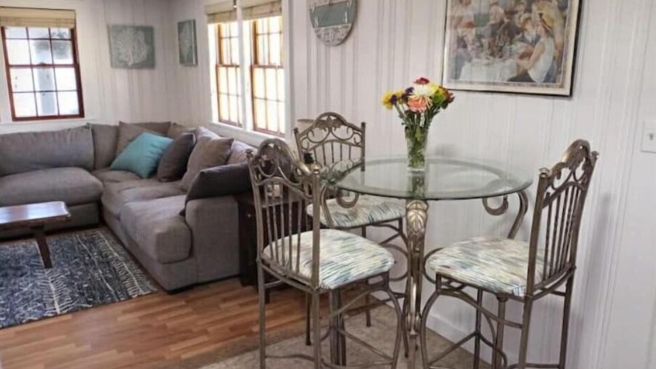 Photo of Livingroom in Mashpee
