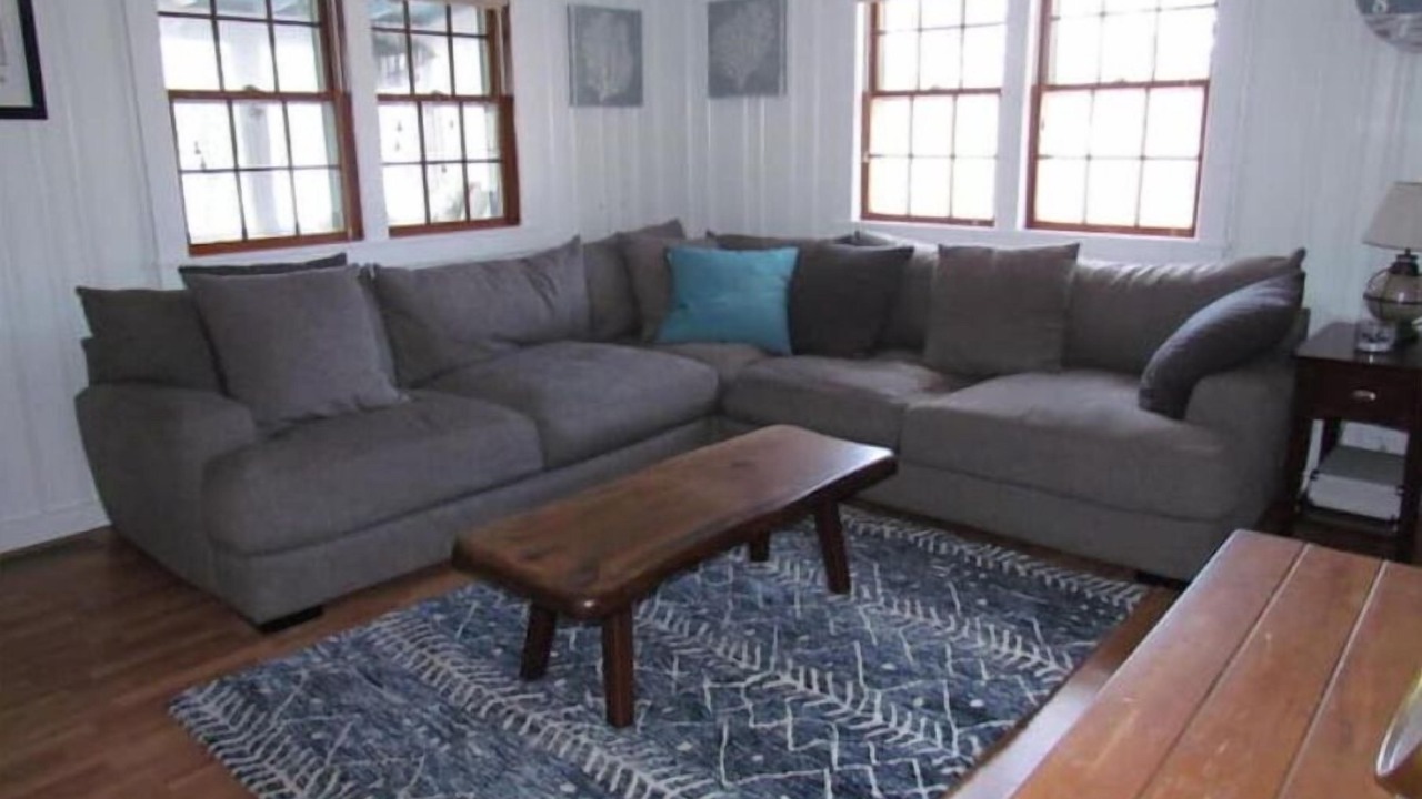 Photo of Livingroom in Mashpee