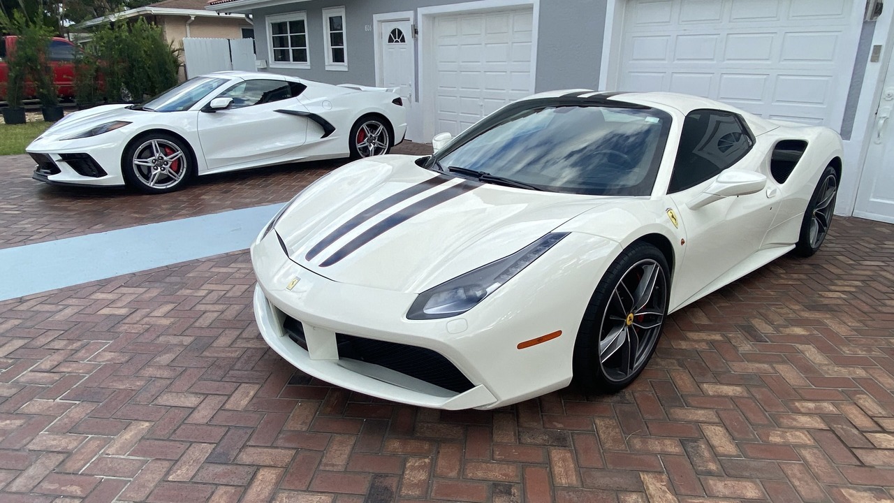 Photo of Outdoor in Hallandale Beach