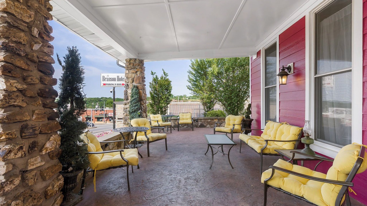 Photo of Patio Balcony in Downtown Branson