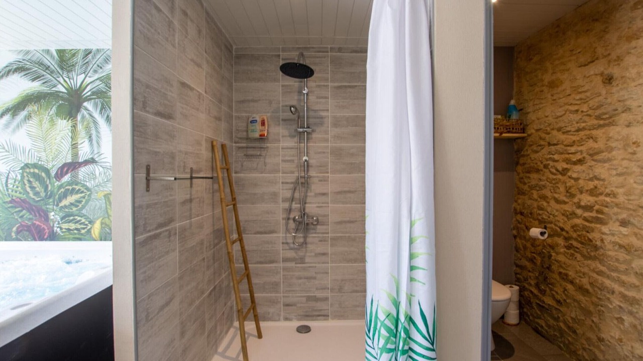 Photo of Bathroom in Paulin