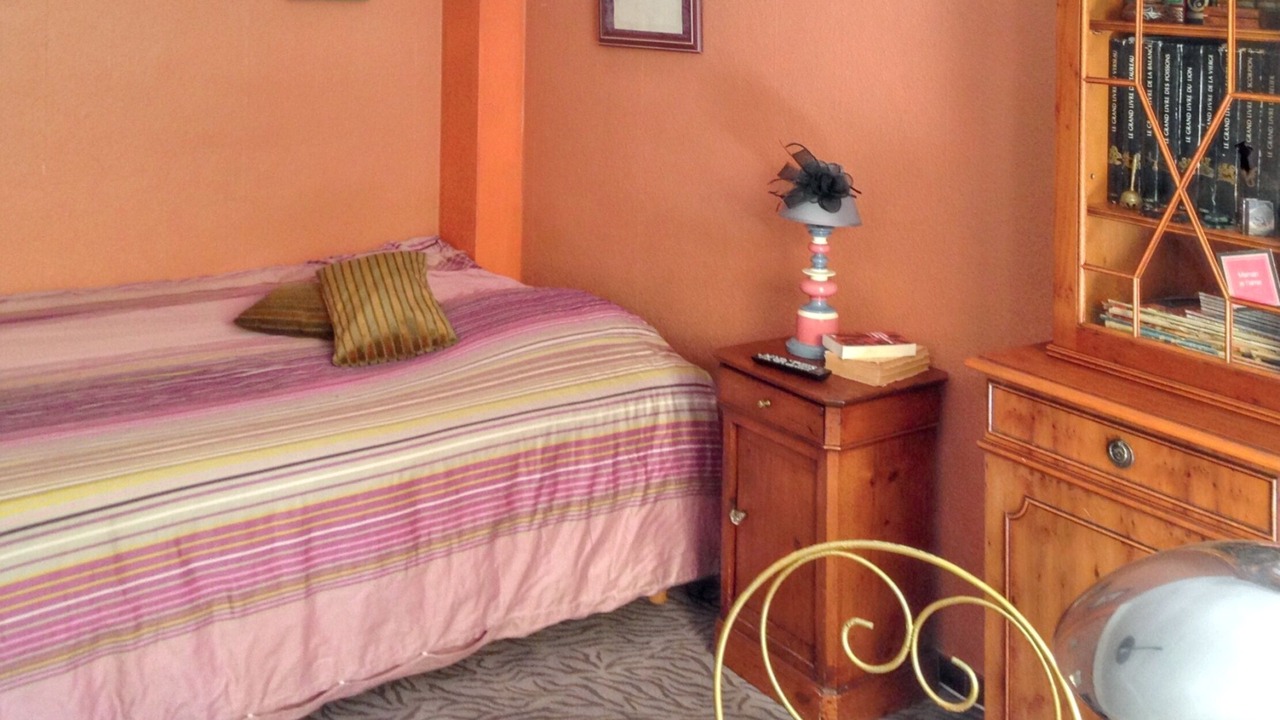 Photo of Bedroom in Gares