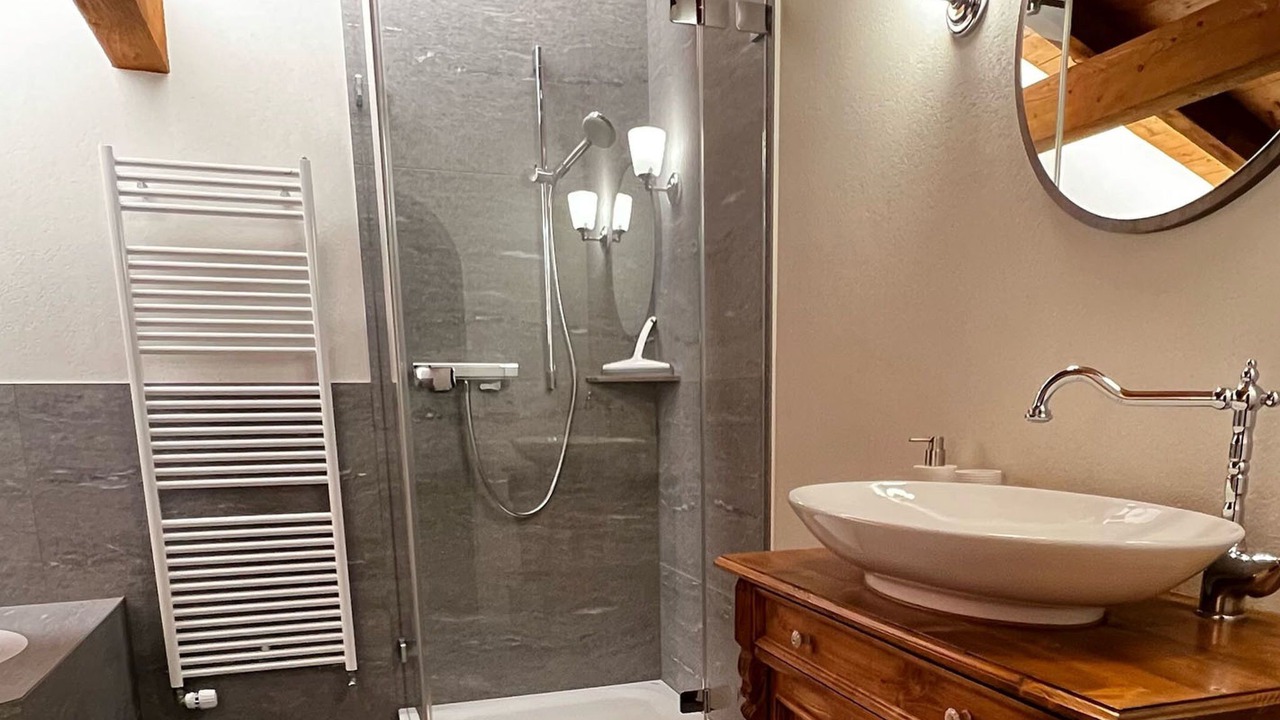 Photo of Bathroom in Mitloedi