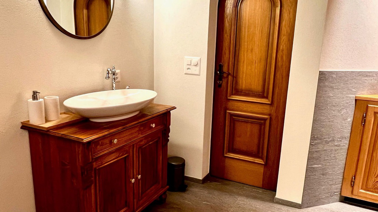 Photo of Bathroom in Mitloedi