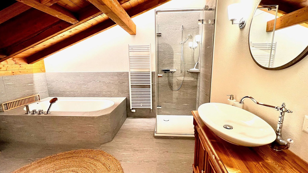 Photo of Bathroom in Mitloedi