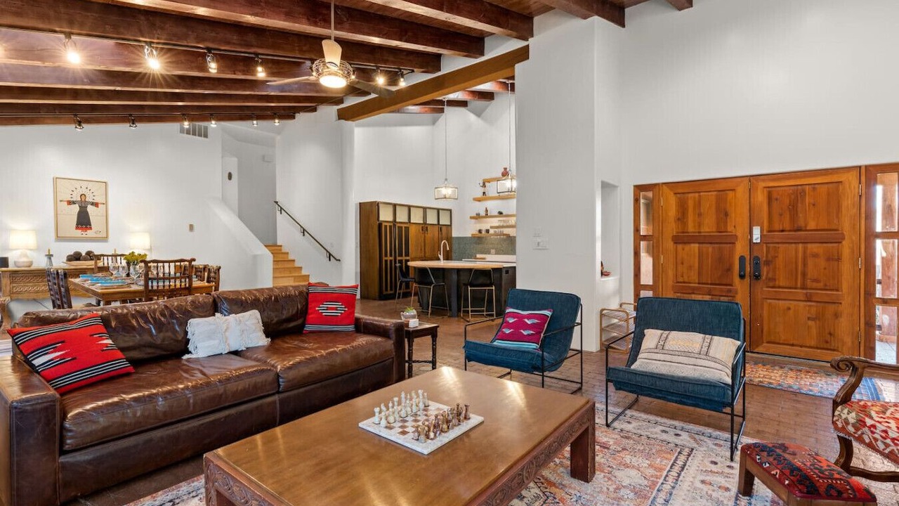 Photo of Livingroom in Tesuque