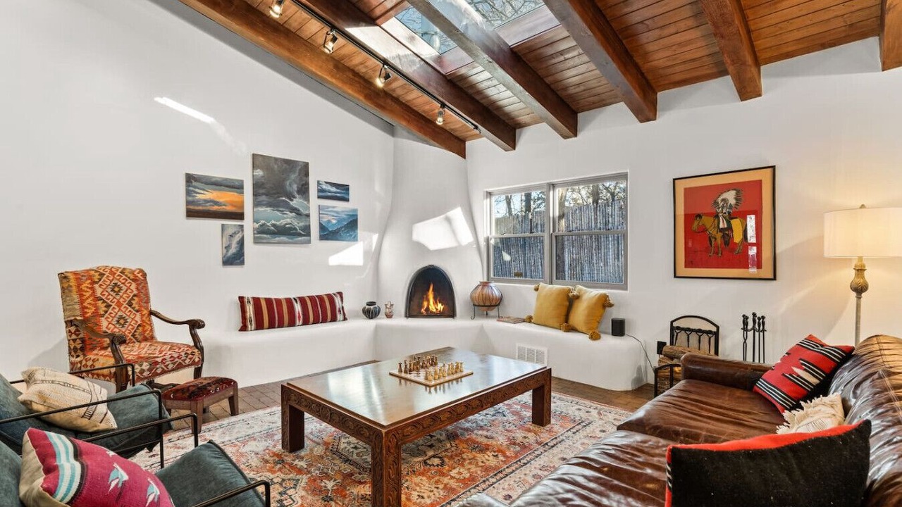 Photo of Livingroom in Tesuque