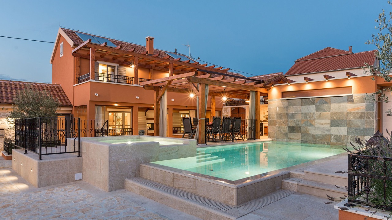Photo of Outdoor in Bicine