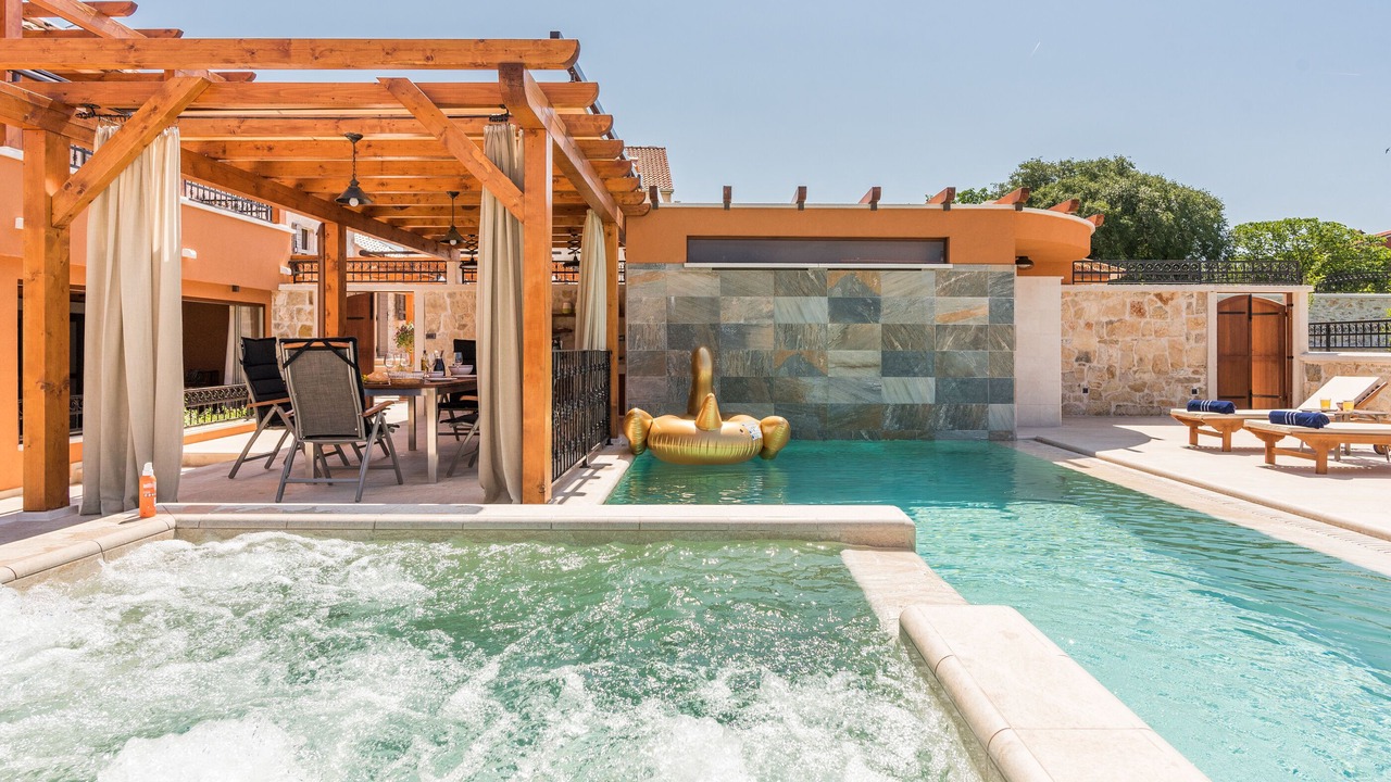 Photo of Outdoor in Bicine