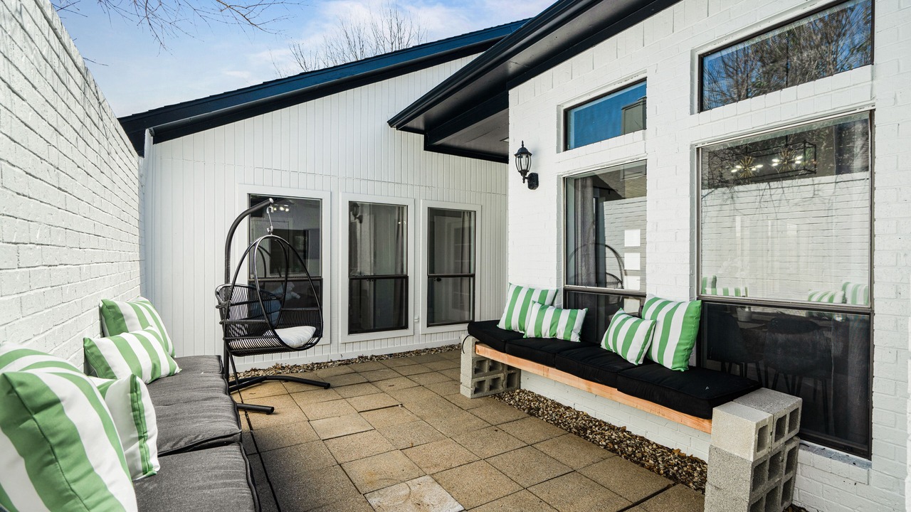 Photo of Patio Balcony in Far North Dallas