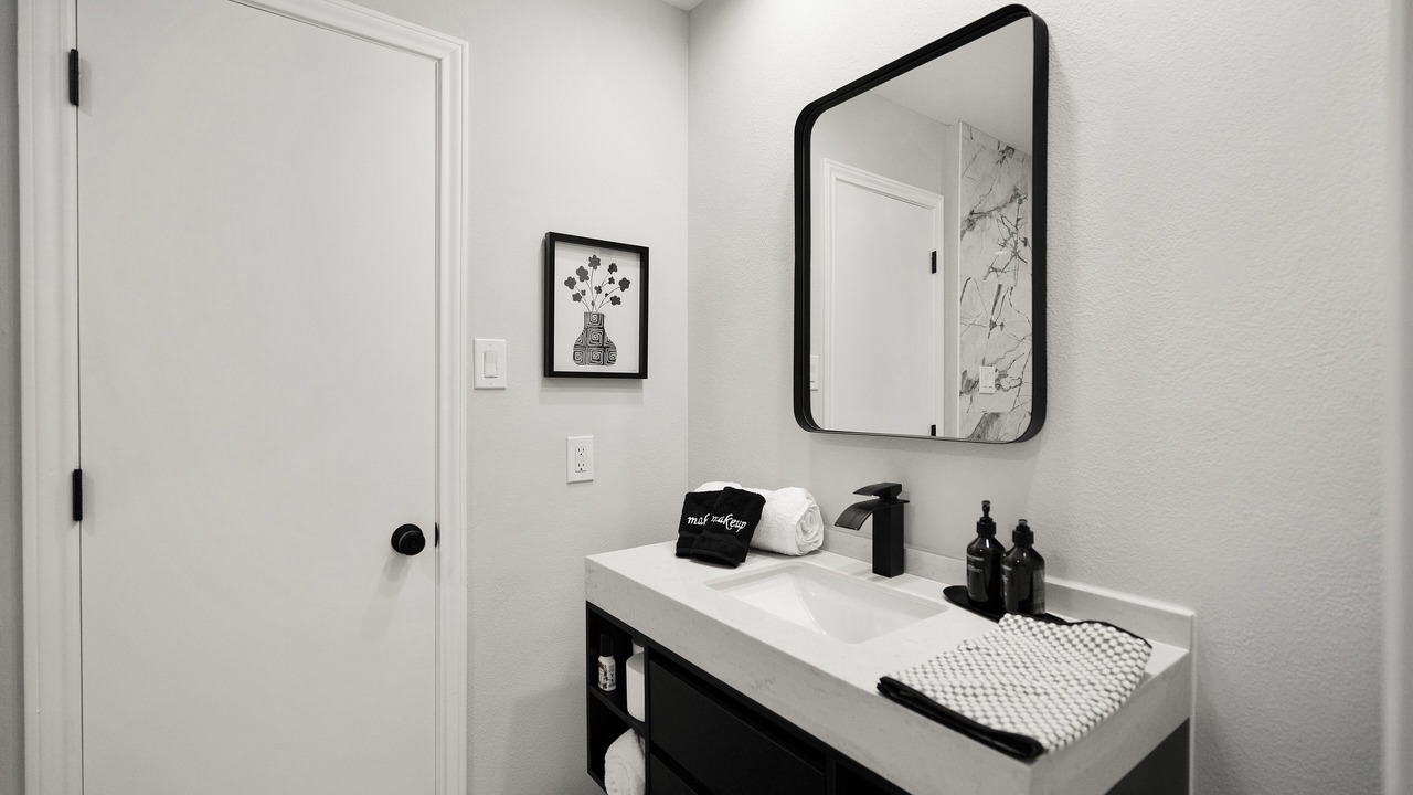 Photo of Bathroom in Far North Dallas