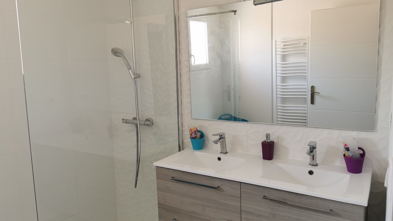 Photo of Bathroom in Saint-Mathieu-de-Treviers