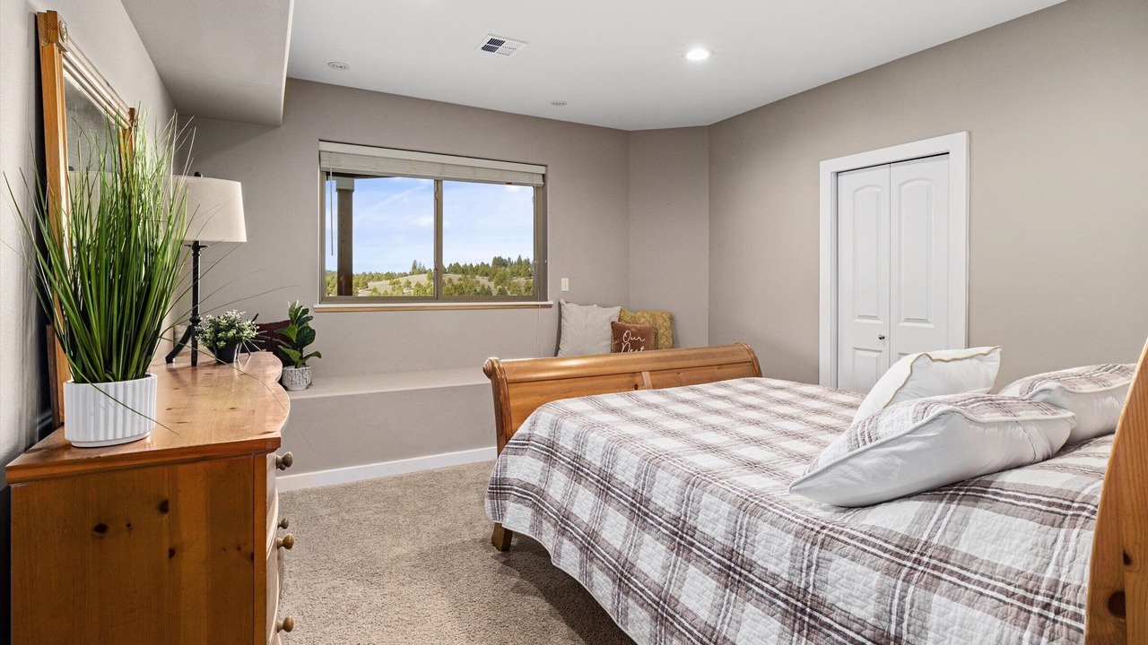 Photo of Bedroom in Cle Elum
