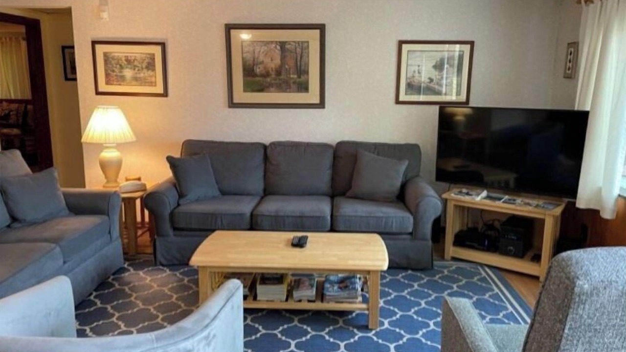 Photo of Bedroom in Sunapee