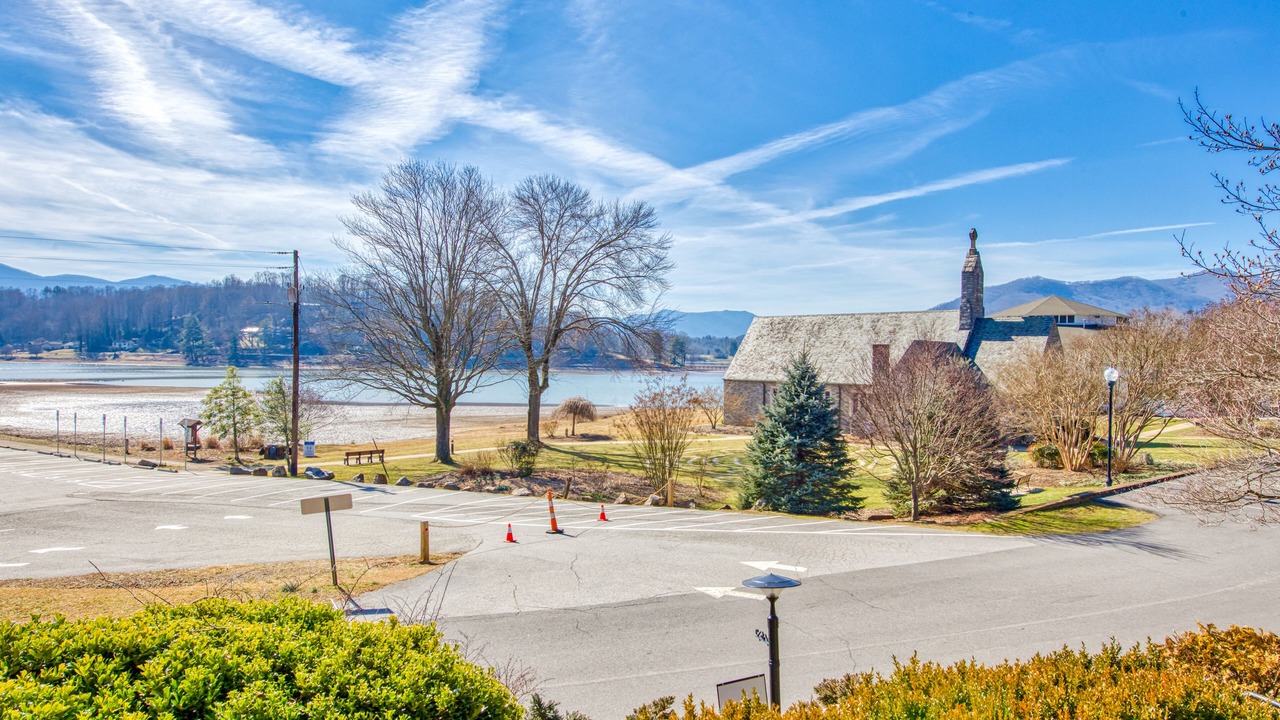 Photo of Others in Lake Junaluska