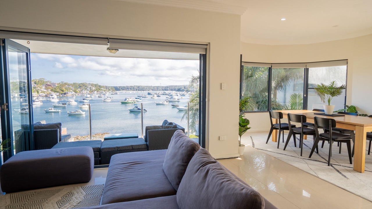 Photo of Livingroom in Burraneer