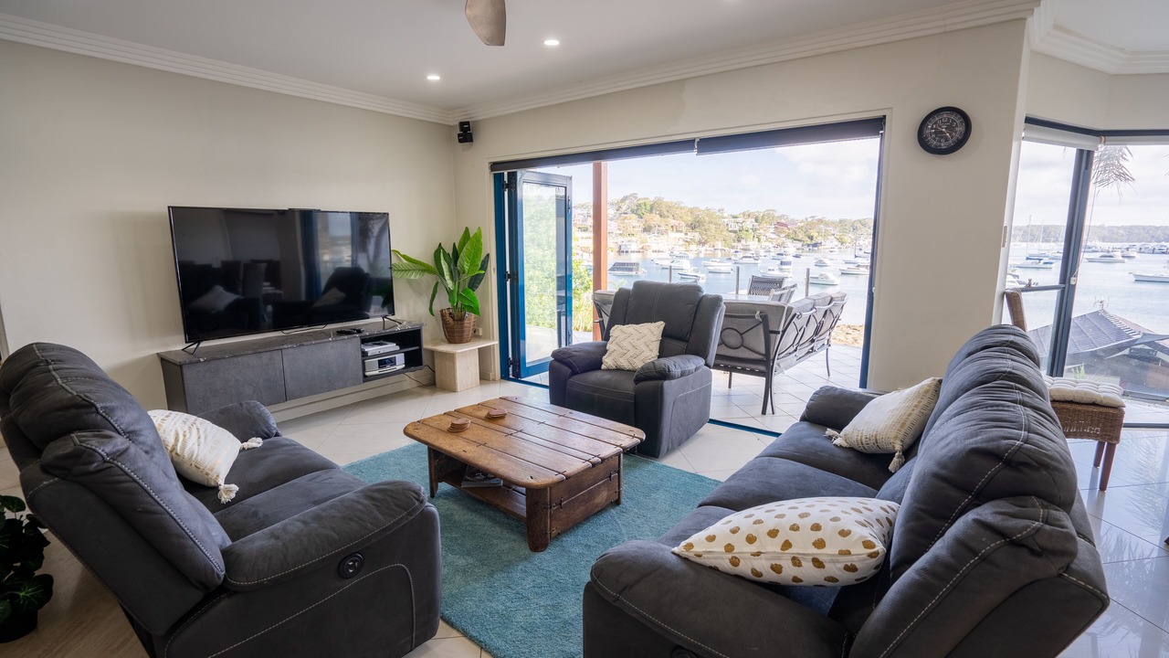 Photo of Livingroom in Burraneer