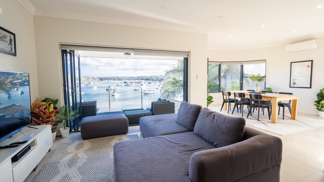 Photo of Livingroom in Burraneer