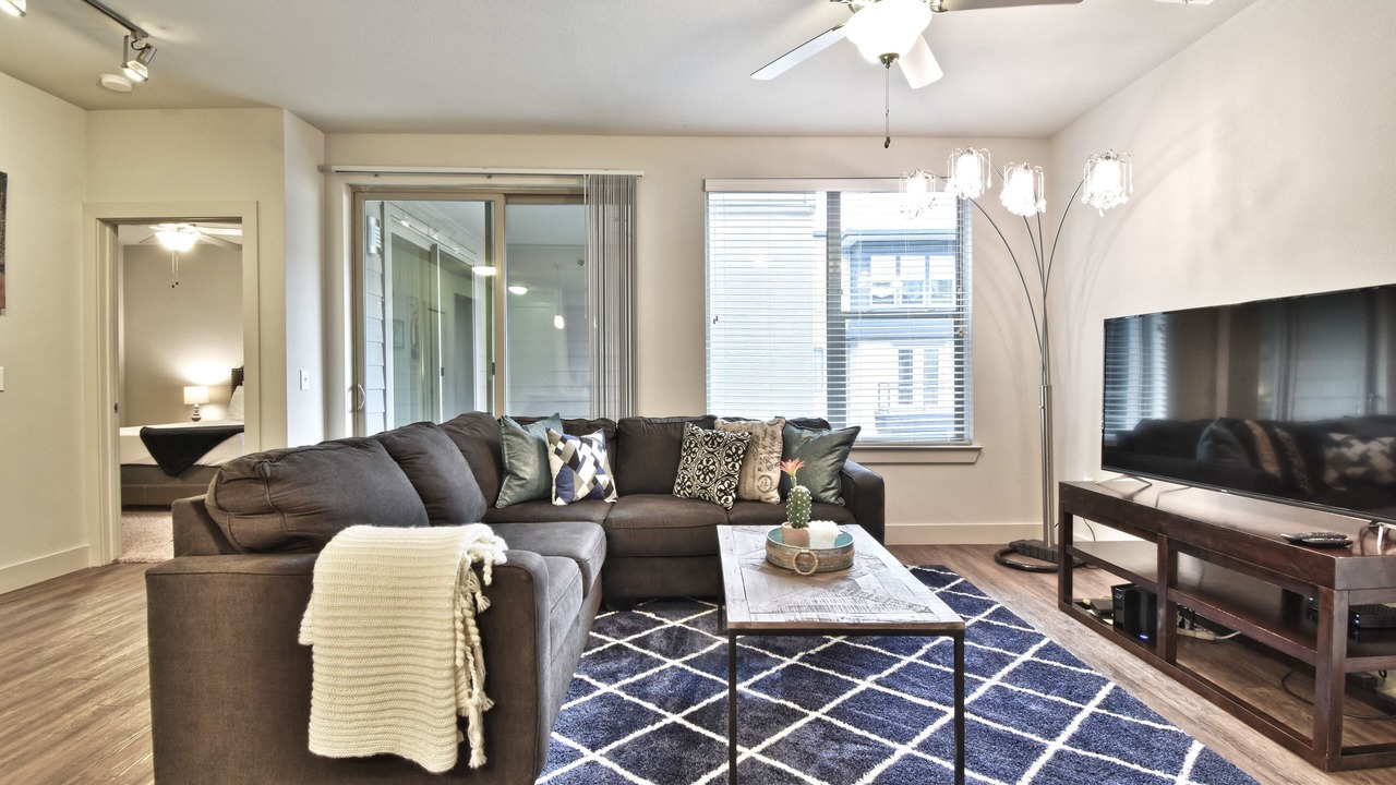 Photo of Livingroom in Knox - Henderson