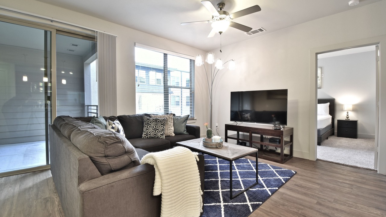 Photo of Livingroom in Knox - Henderson