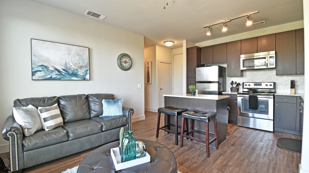 Photo of Livingroom in Knox - Henderson