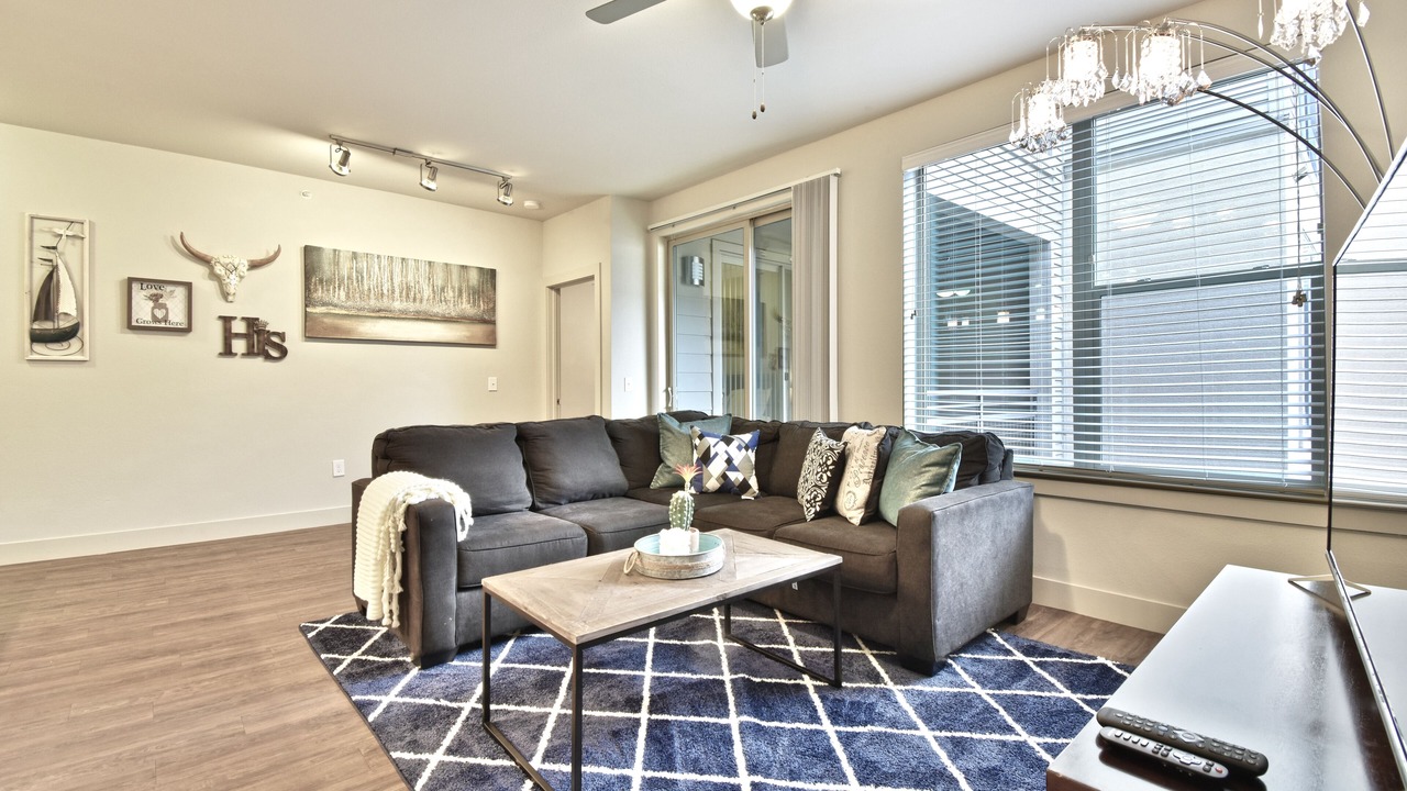 Photo of Livingroom in Knox - Henderson