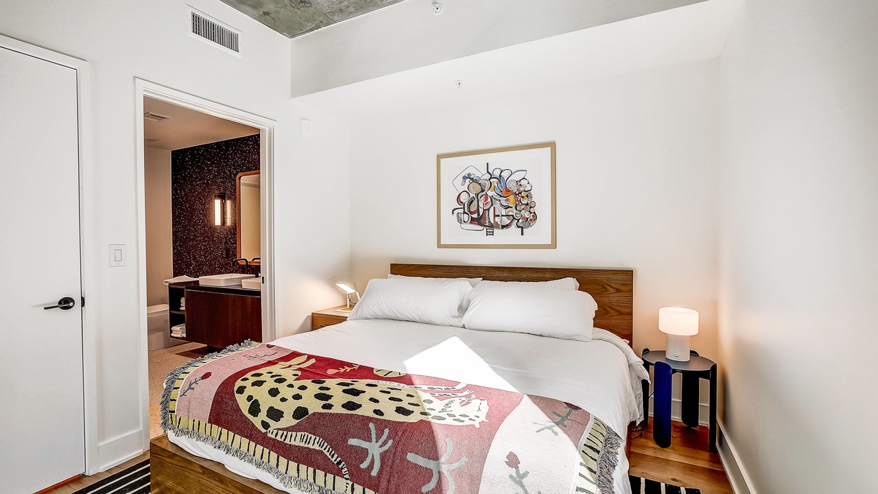 Photo of Bedroom in Rainey Street Historic District