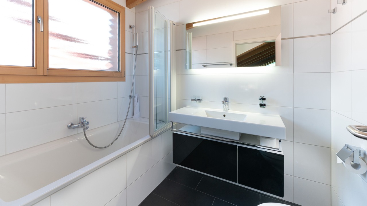 Photo of Bathroom in Iseltwald