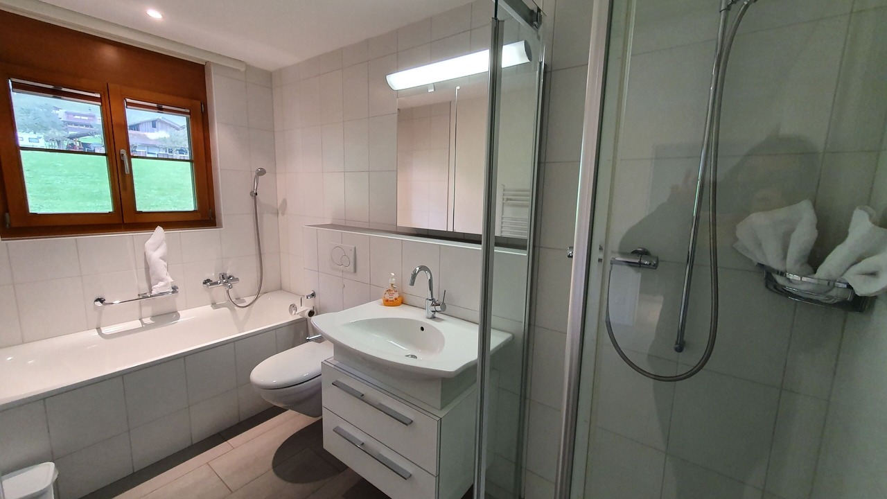 Photo of Bathroom in Iseltwald