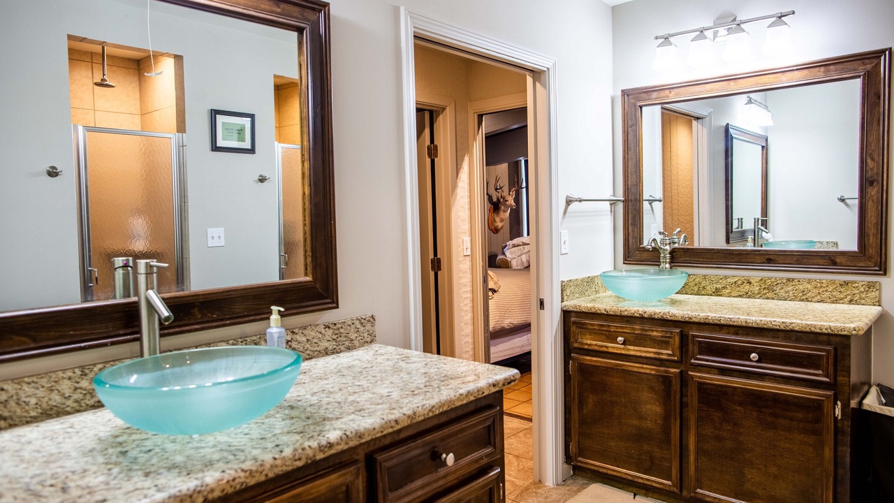 Photo of Bathroom in Eagle Lake