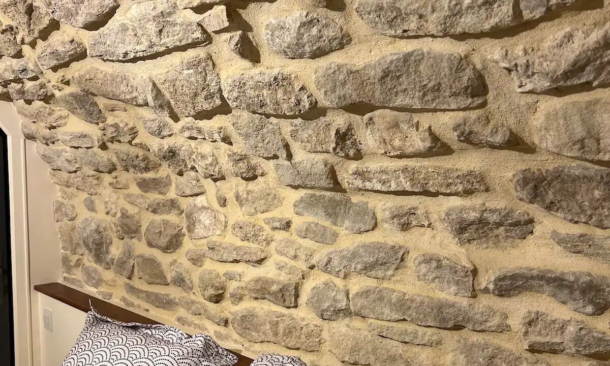 Photo of Bedroom in Montaren-et-Saint-Mediers
