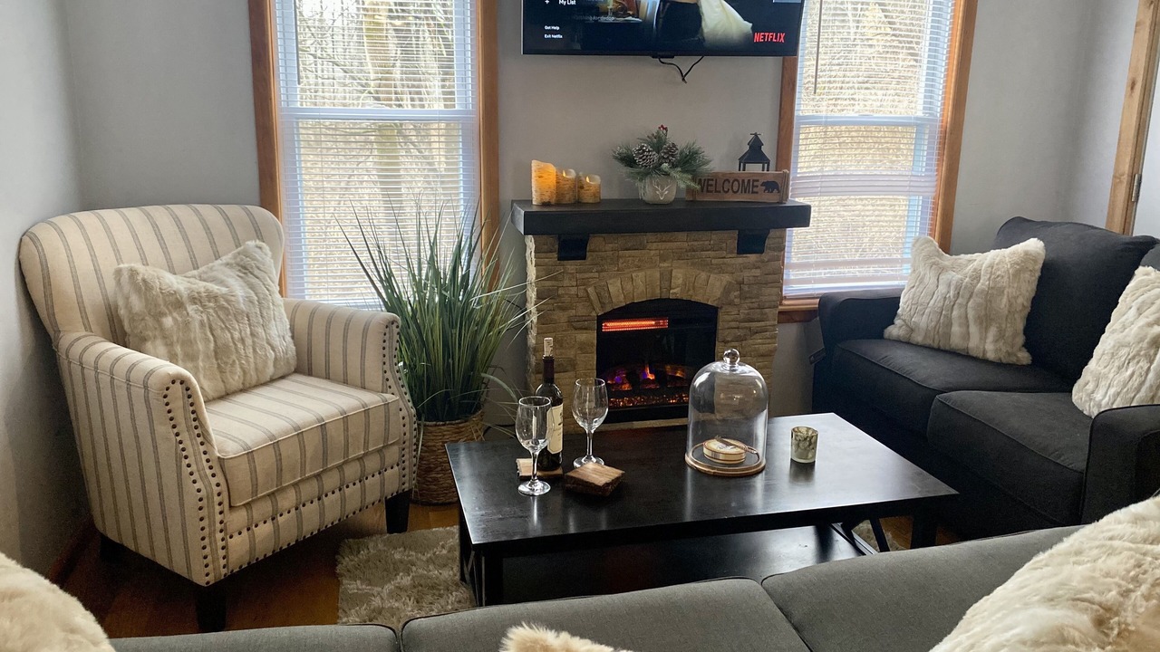 Photo of Livingroom in Lake George