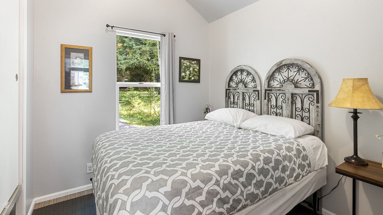 Photo of Bedroom in Ashford