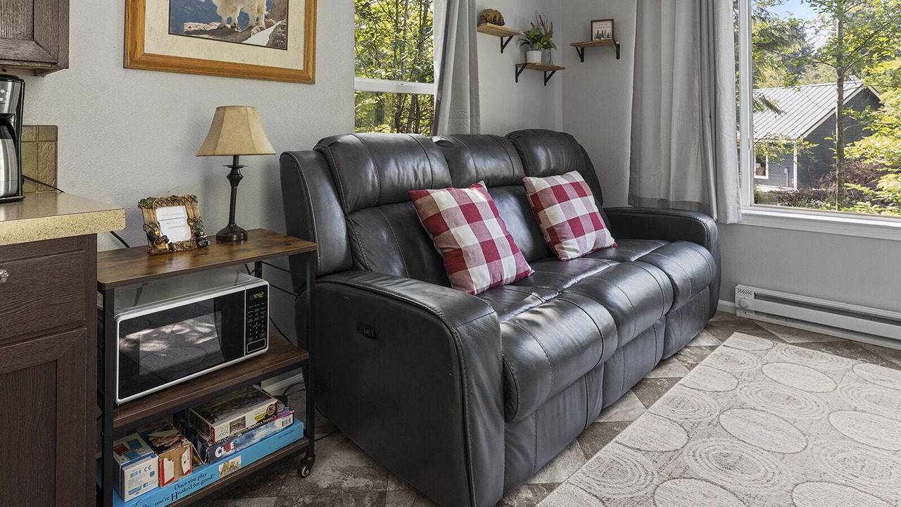 Photo of Livingroom in Ashford