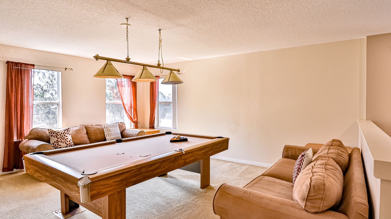 Photo of Livingroom in Windwood Bay