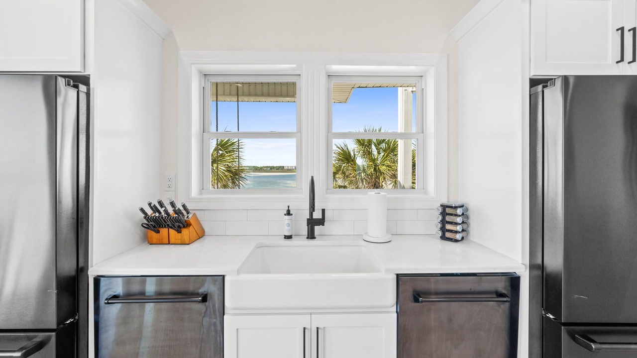 Photo of Kitchen in Sunset Beach