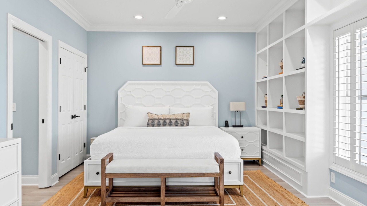 Photo of Bedroom in Sunset Beach