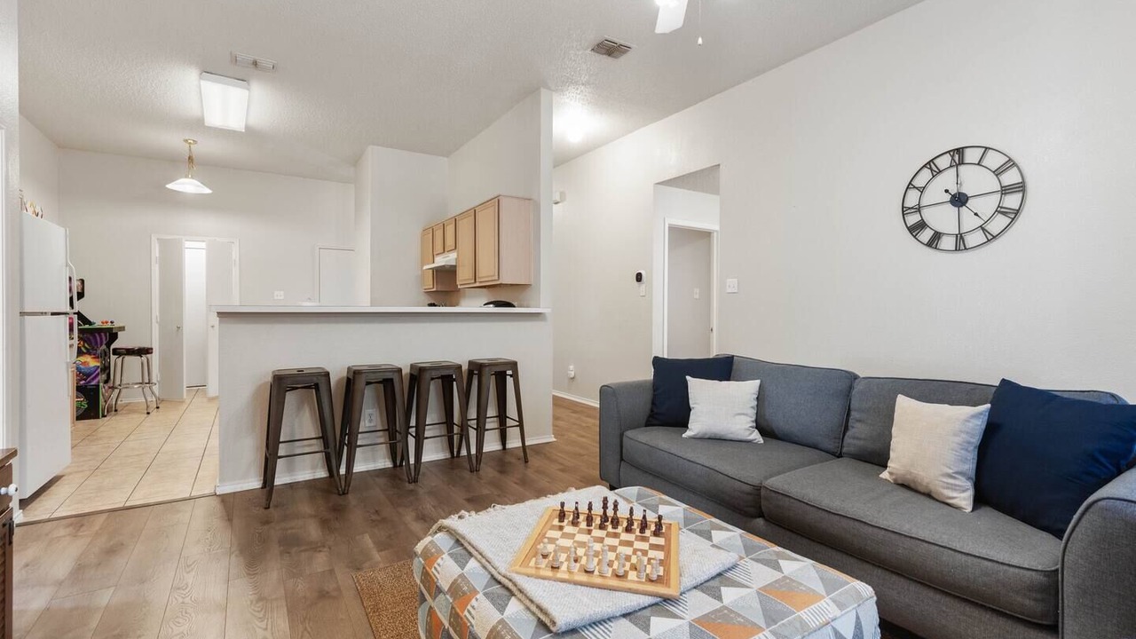 Photo of Livingroom in Burleson
