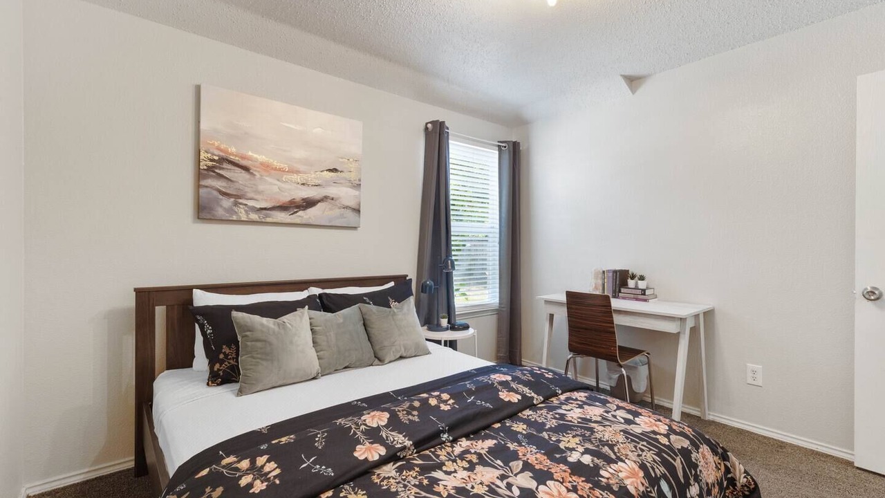 Photo of Bedroom in Burleson