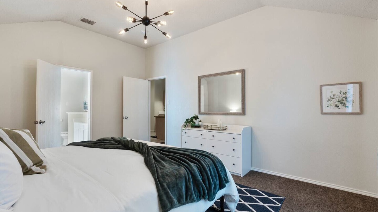 Photo of Bedroom in Burleson