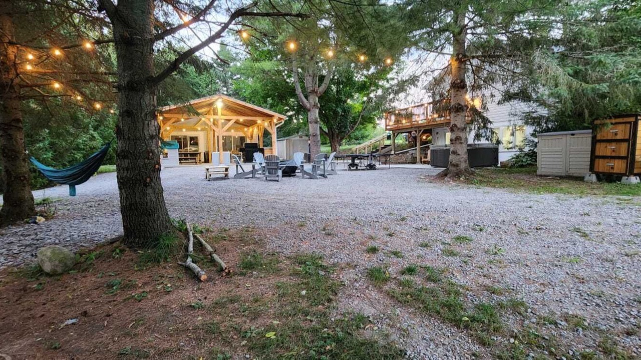 Photo of Others in Head Lake