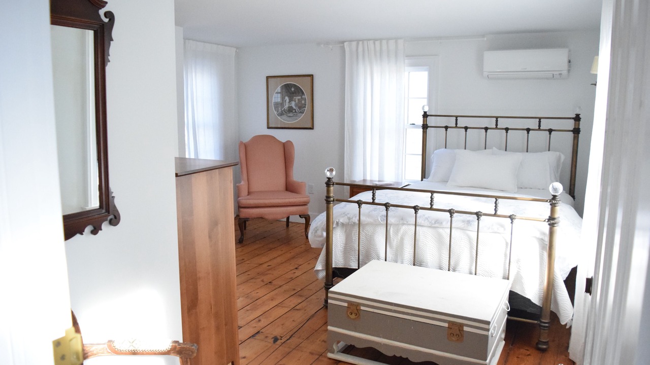 Photo of Bedroom in Stonington