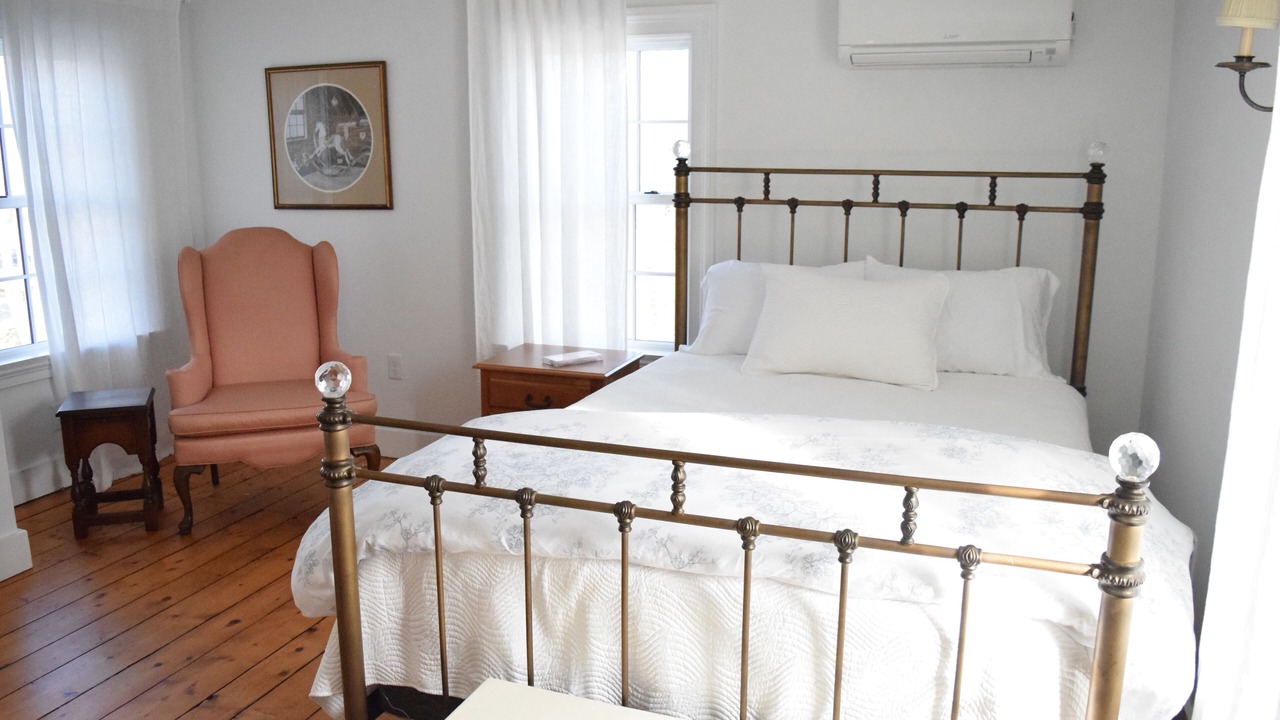 Photo of Bedroom in Stonington