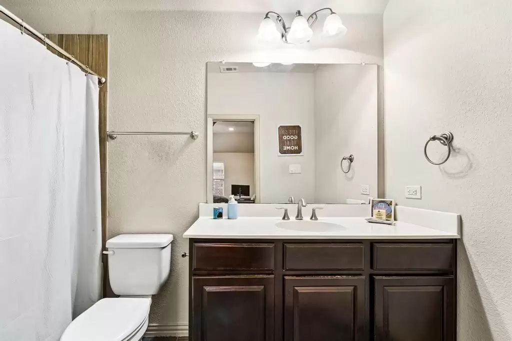 Photo of Bathroom in Lewisville