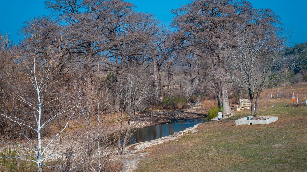 Photo of Others in Kyle